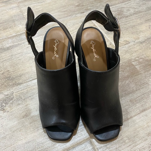 QUPID Slingback Black Heels - Picture 3 of 9